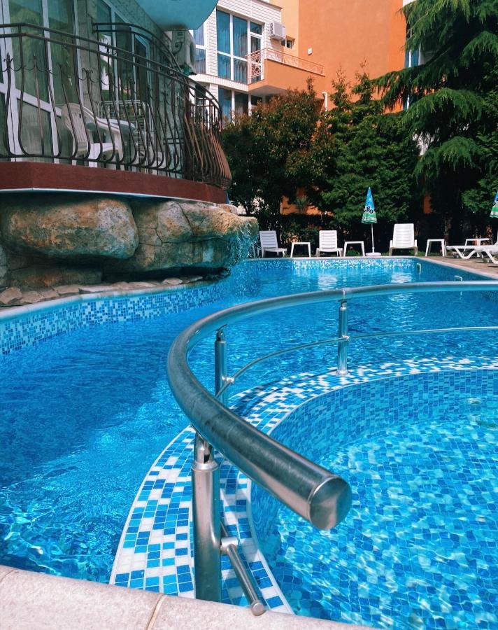Hotel Dolphin Ravda ภายนอก รูปภาพ